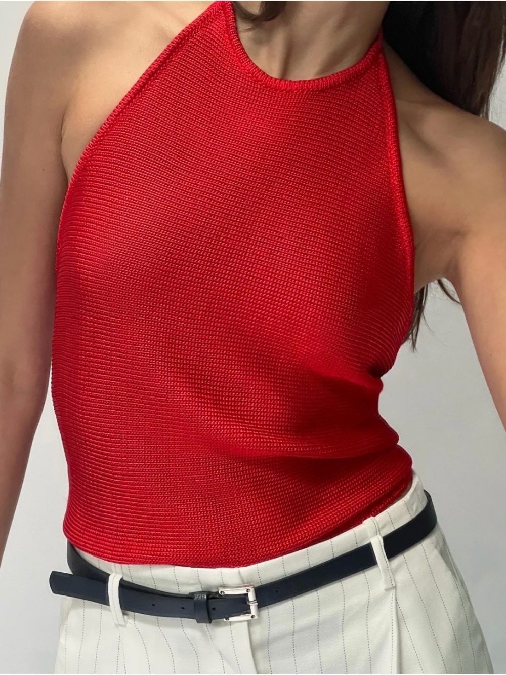 Zara Halter-Neck Red Mesh Knit Top Size S 
Cropped Open-Back Tie Strap
